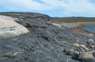 Historical Rocks in Canada Are Virtually as Previous because the Earth Itself