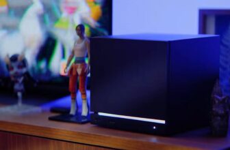 Valve broadcasts new Steam Machine and Steam Controller